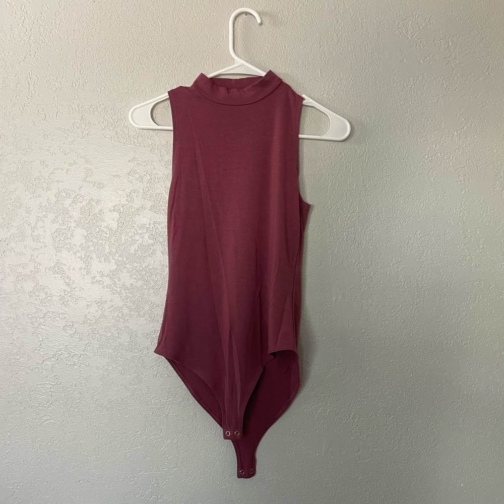 Forever 21 maroon bodysuit